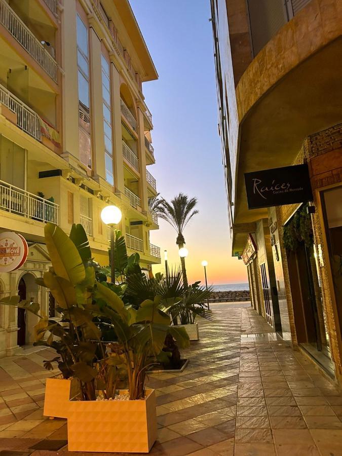 Apartament Mariha Torrevieja Exterior foto